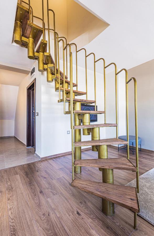 Fancy 1Bd Penthouse With Terrace Near The Centre By Flat Mаnager Apartamento Plovdiv Exterior foto
